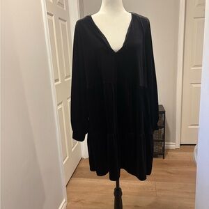 Elegant Black V-Neck velvet Dress